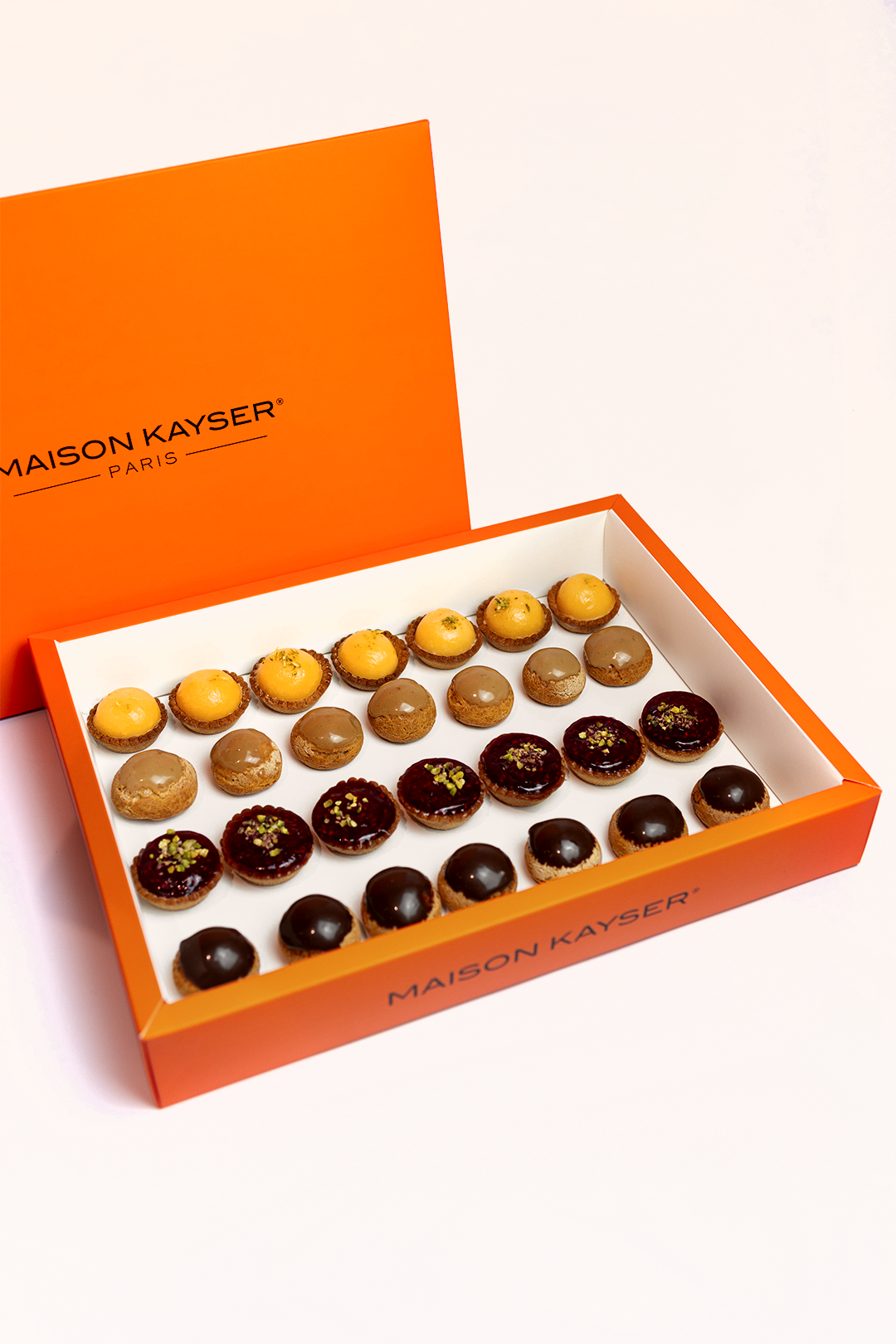 Petit fours
