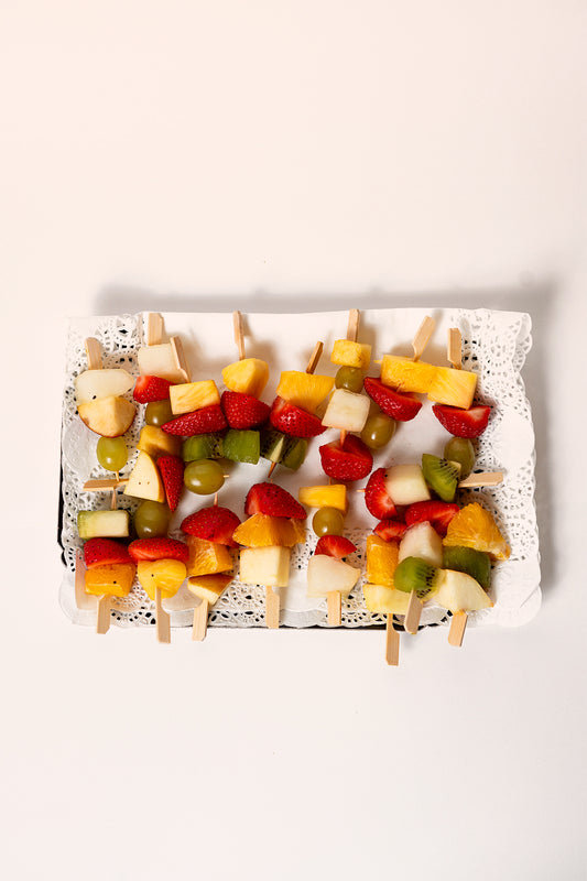 Brochetas Fruta (18 pzas)